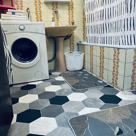 El&ma - 3 Bedroom Close To Center, Sunnyland With Balcony- Free Parking Apartment *