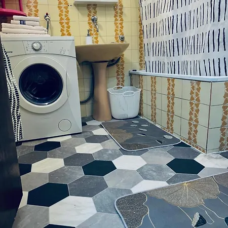 El&ma - 3 Bedroom With Balcony Close To Center, Sunnyland - Free Parking * Sarajewo